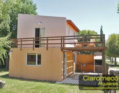 Priscila del Mar: Dúplex